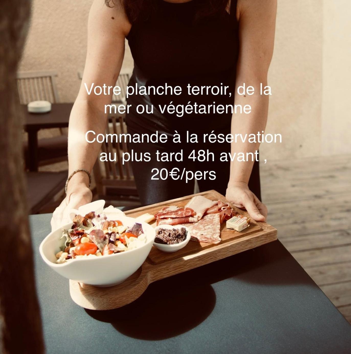 La Domitia - Maison D'Hotes, Massages & Bien-Etre Montbazin Eksteriør billede