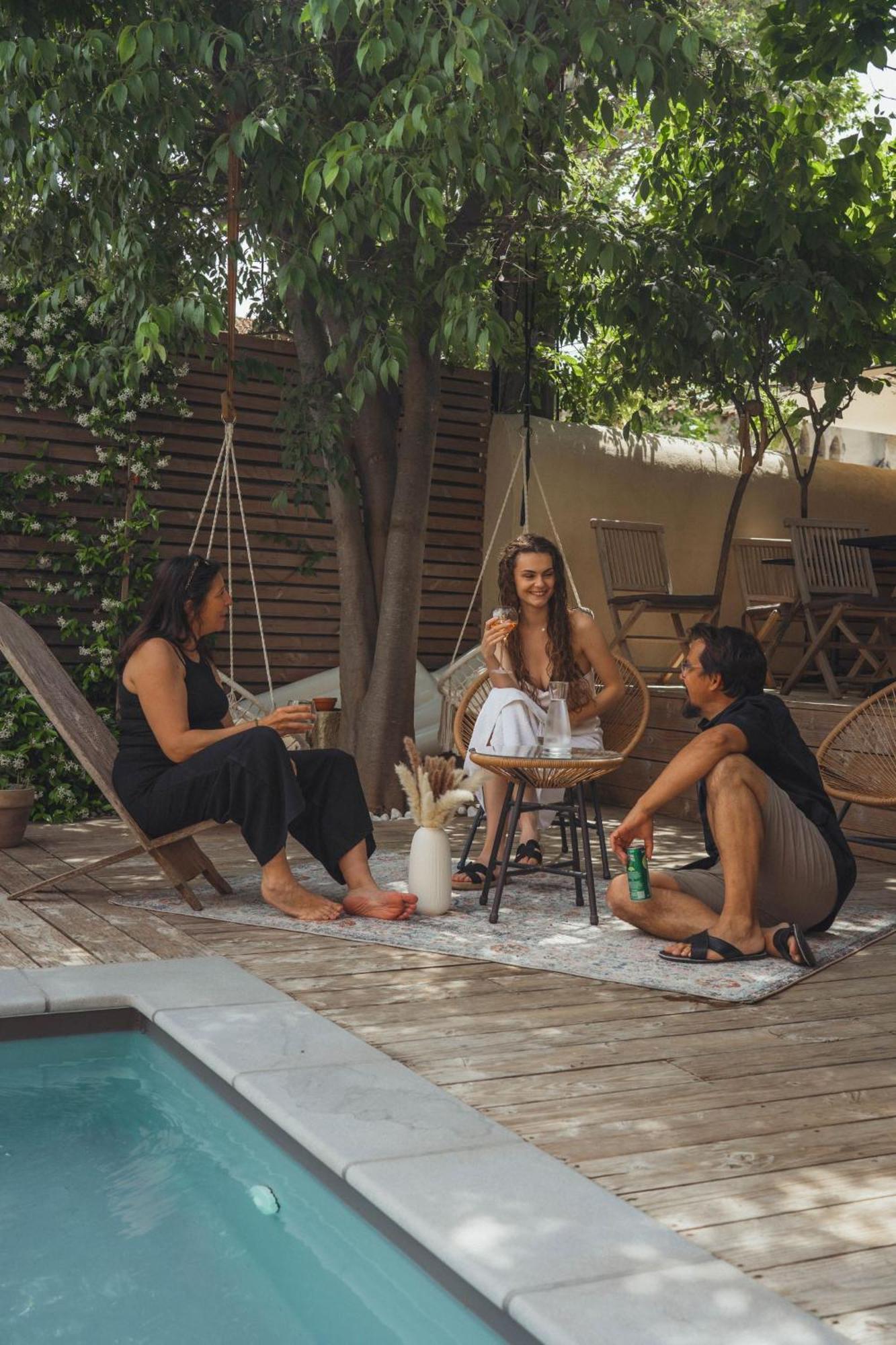 La Domitia - Maison D'Hotes, Massages & Bien-Etre Montbazin Eksteriør billede